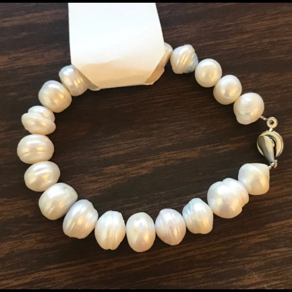 White South Sea Pearl Set